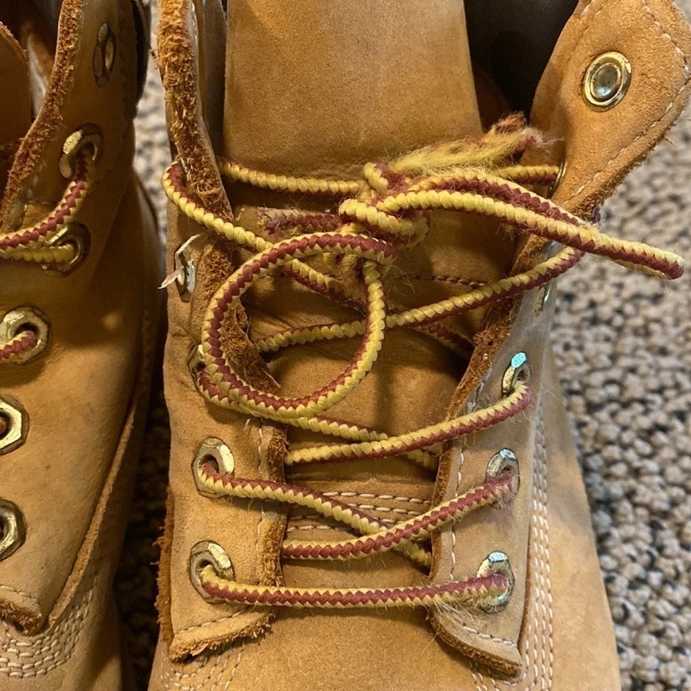 Timberland 6 Inch Waterproof Boots Size 2 in GUC